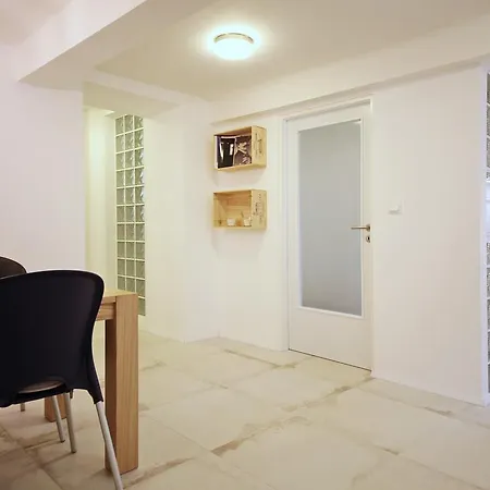 Apartament Kosatcova *